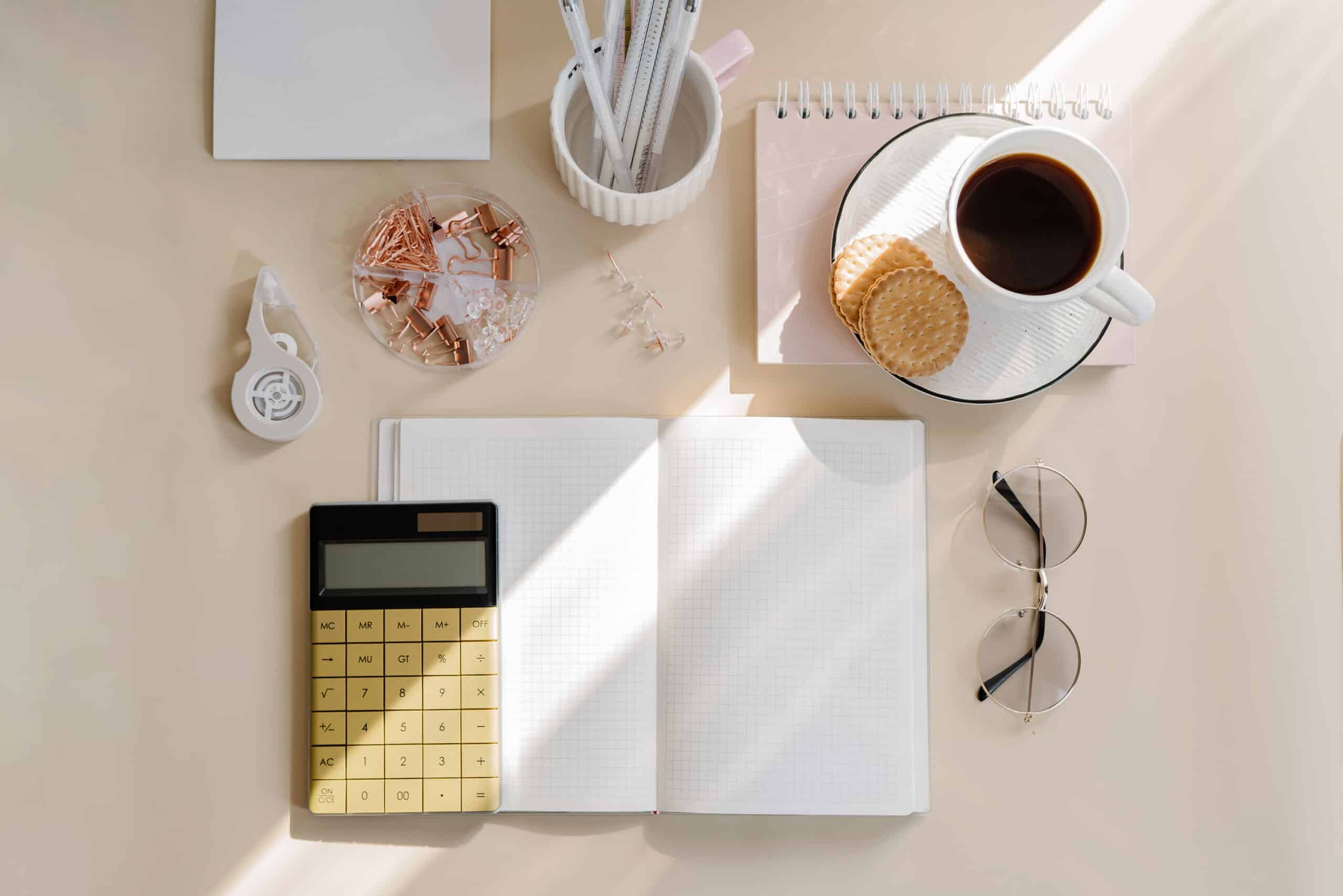 Managing the money in your business can be stressful if you don’t know how. Here’s what you need to know about calculating your cash flow projections.